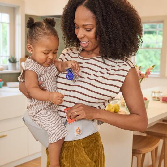 Ergobaby Lift Hip Seat Baby Carrier Pearl Grey