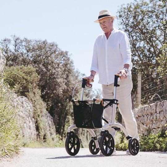 220477 Rollator 4-wiels Rollator