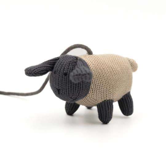 Bamboom Houten muziekmobiel met gebreid speelgoedjes (De Boerderij)