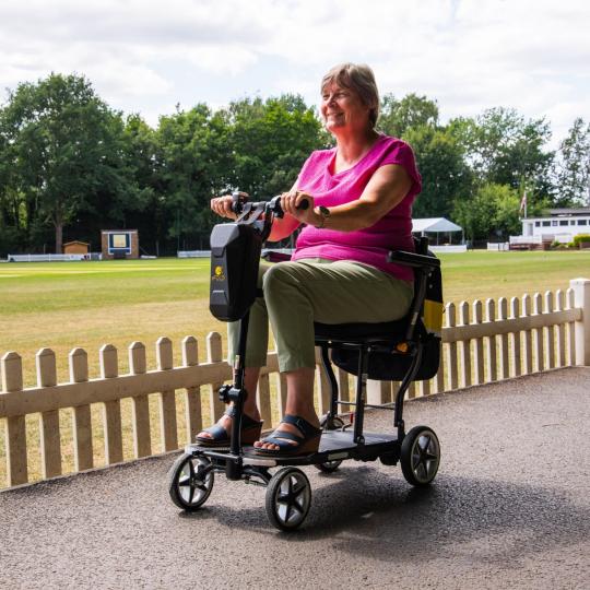E-Foldi Compass Scooter