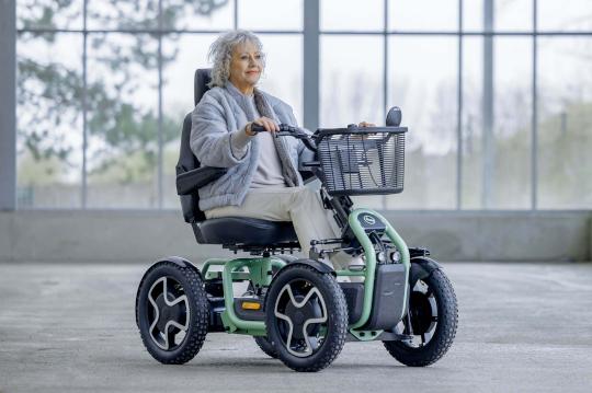 Scooter Sterling S800